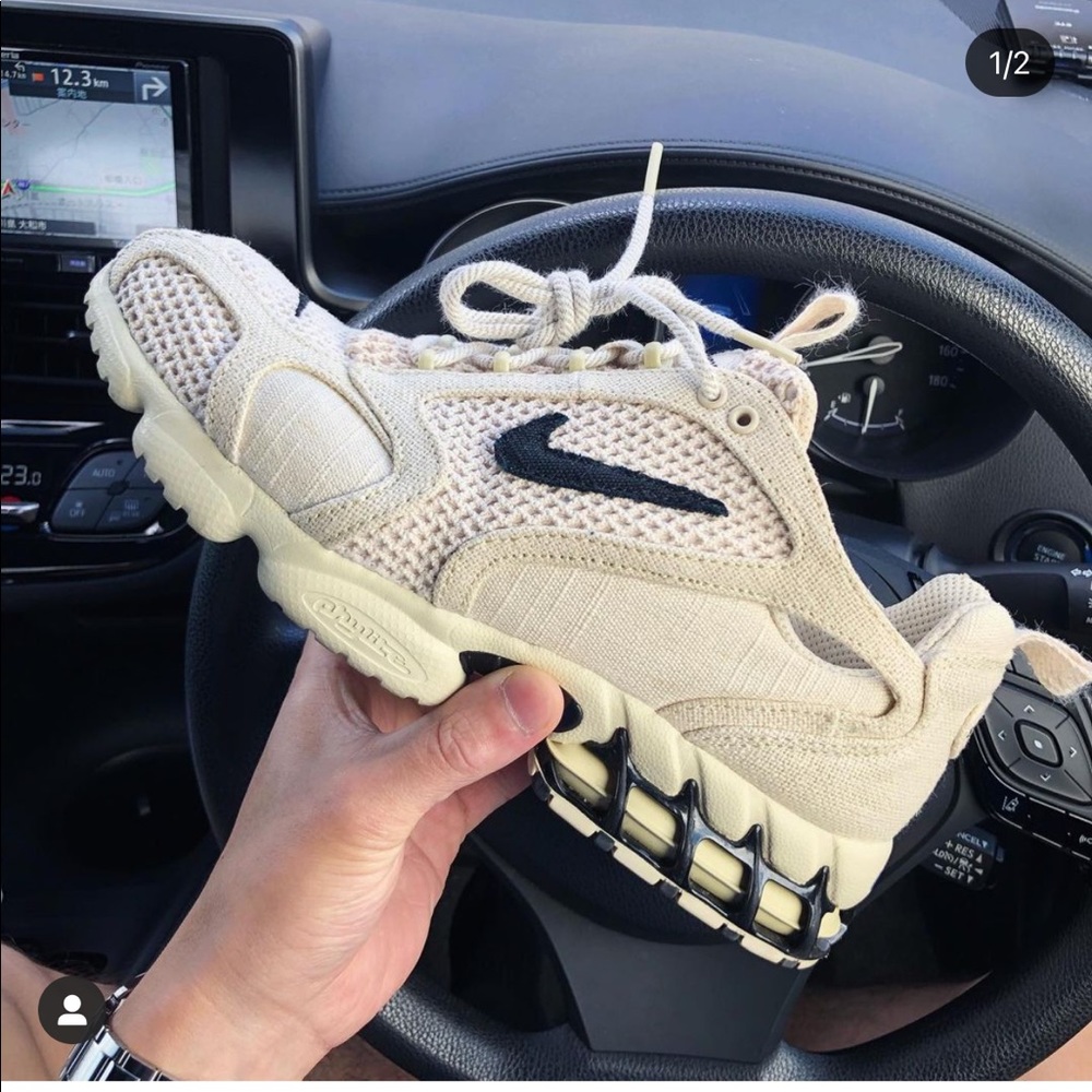 Study Nike Air Zoom Spiridon Cage 2 in Fossil